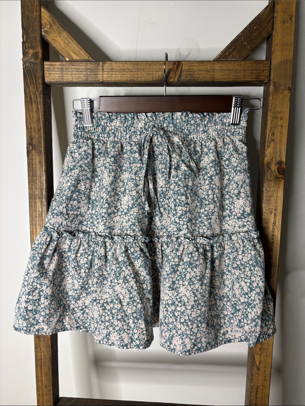 Paper Crane Teal Floral Tiered Ruffle Mini Skirt Size S